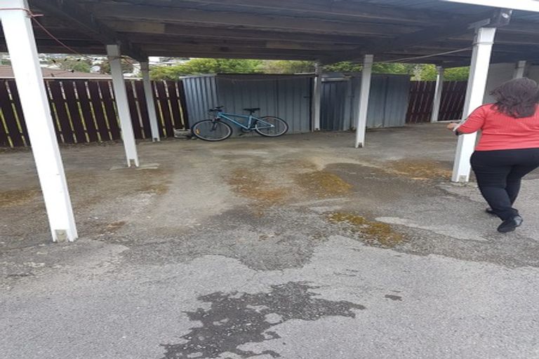 Photo of property in 3/7 Davies Street, Tawa, Wellington, 5028