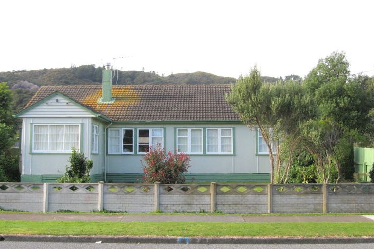 Photo of property in 30 Poole Street, Taita, Lower Hutt, 5011