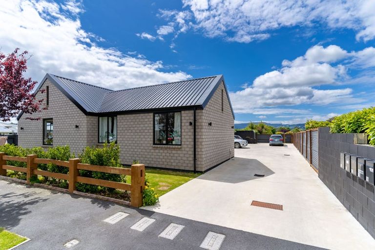 Photo of property in 1e Dey Street, Mosgiel, 9024