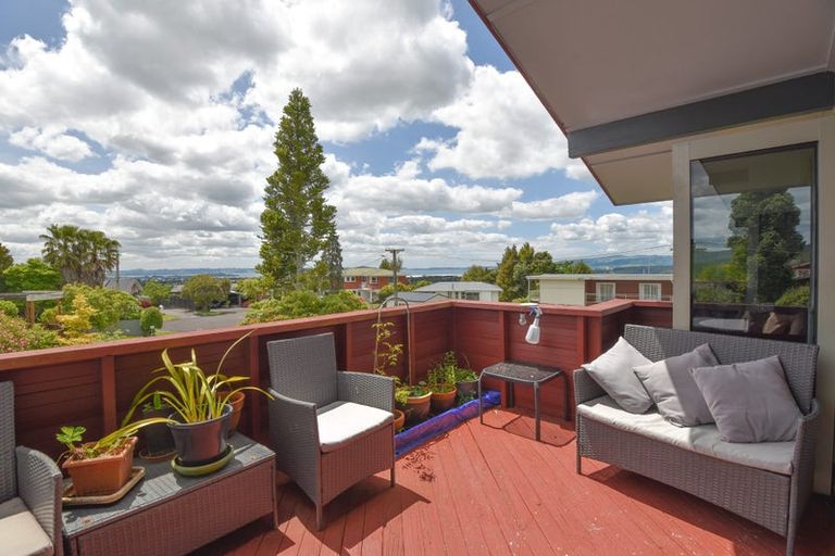 Photo of property in 14 Rostrevor Place, Tihiotonga, Rotorua, 3015