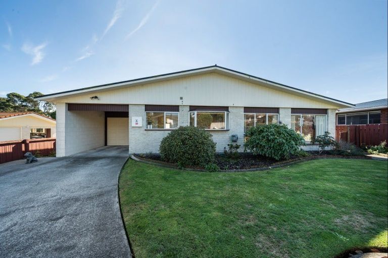 Photo of property in 19 Bronte Place, Whalers Gate, New Plymouth, 4310