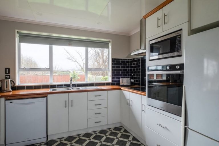 Photo of property in 13 Ruth Street, Riverdale, Gisborne, 4010