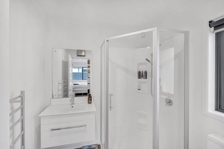 Photo of property in 3 Hineaari Street, Marshland, Christchurch, 8083