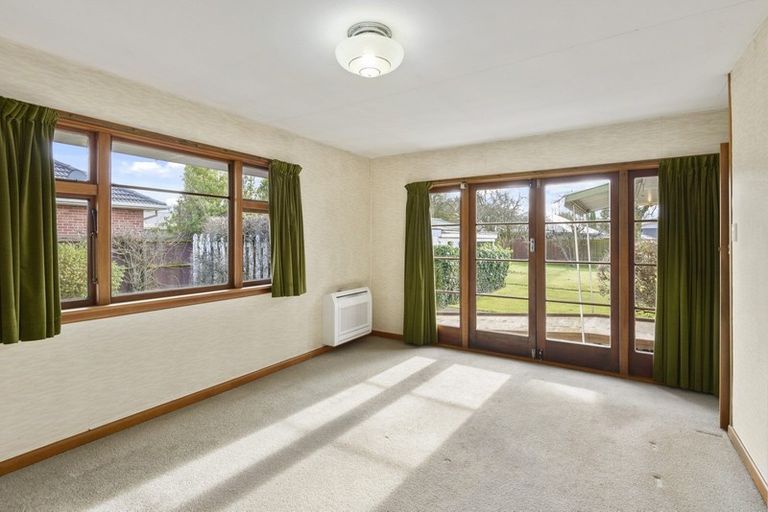 Photo of property in 12 Bainton Street, Bishopdale, Christchurch, 8053