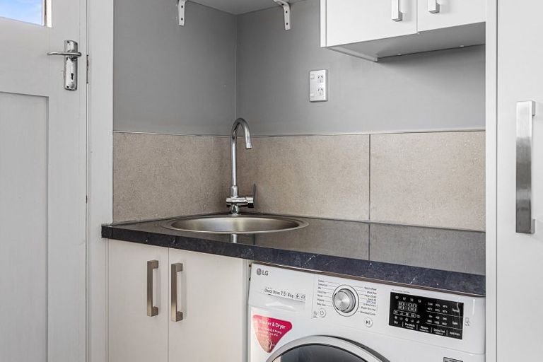 Photo of property in 1/14a Branksome Place, Parklands, Christchurch, 8083