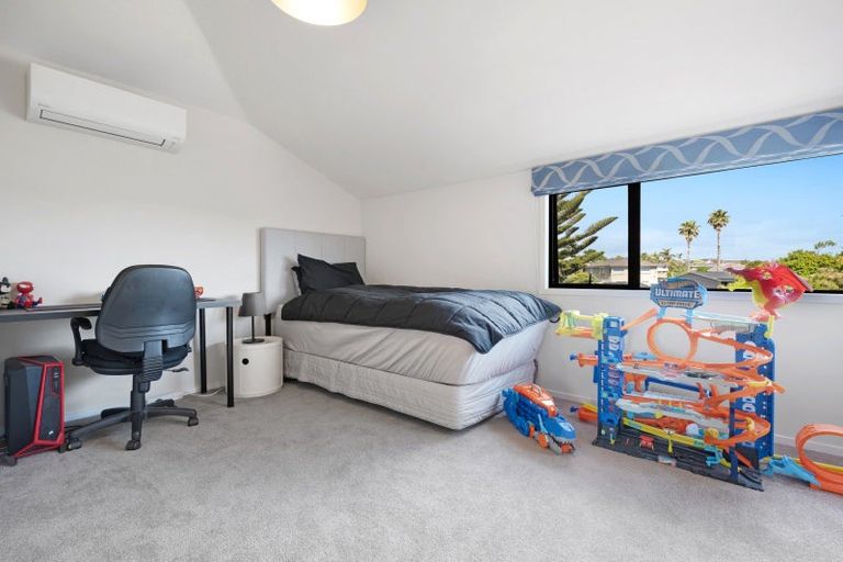 Photo of property in 12a Estelle Place, Farm Cove, Auckland, 2012