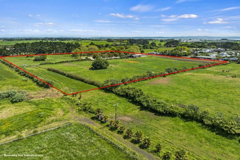 Photo of property in 101 Mcrobbie Road, Kingseat, Papakura, 2580