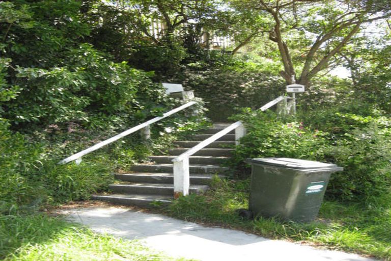 Photo of property in 24a Ashleigh Crescent, Miramar, Wellington, 6022