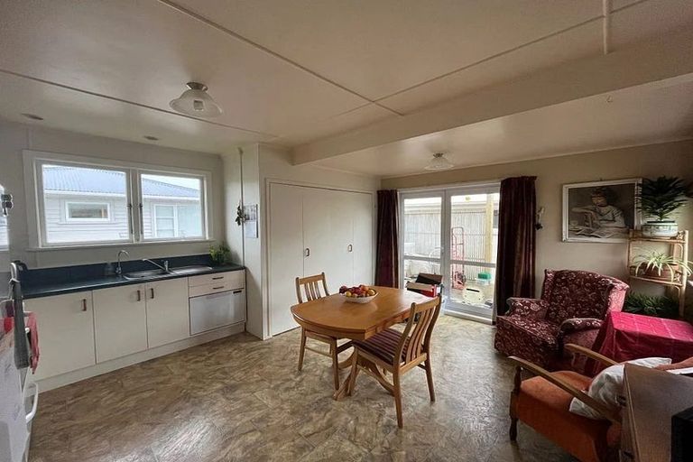 Photo of property in 49 Nottingham Avenue, Awapuni, Palmerston North, 4412
