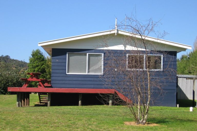 Photo of property in 19 Hardy Place, Cooks Beach, Whitianga, 3591