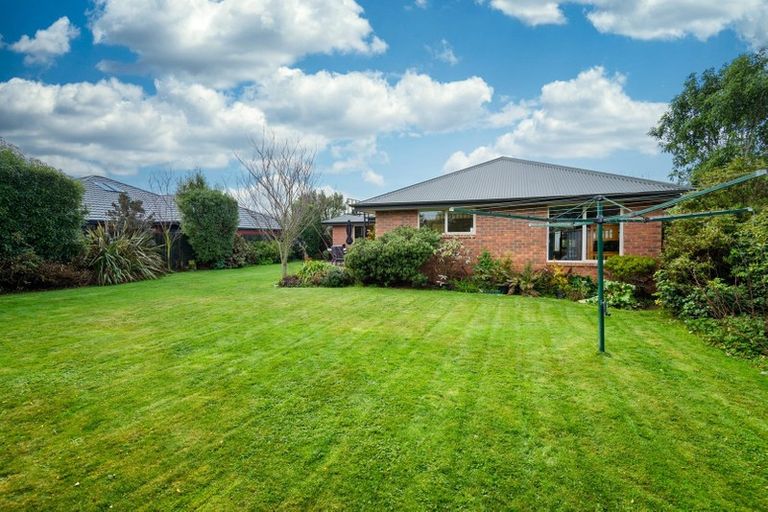 Photo of property in 11 Steane Place, Halswell, Christchurch, 8025