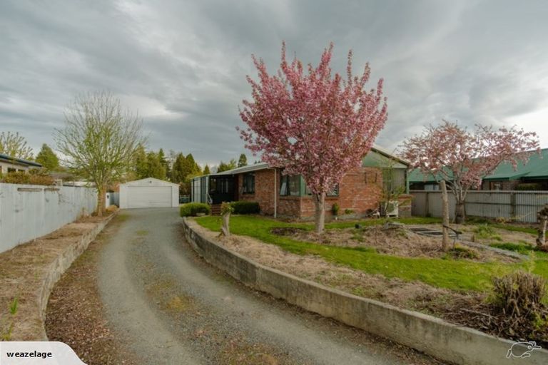 Photo of property in 12 Govan Drive, Te Anau, 9600