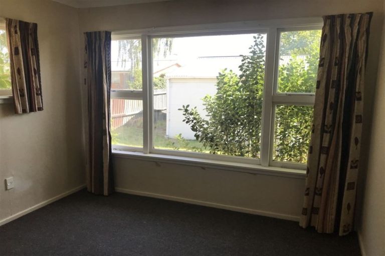 Photo of property in 1/44 Division Street, Riccarton, Christchurch, 8041