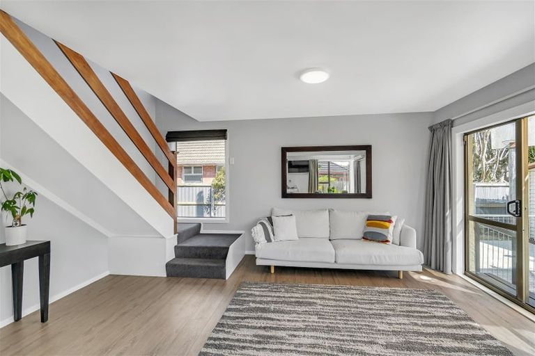 Photo of property in 22 Kendal Avenue, Burnside, Christchurch, 8053