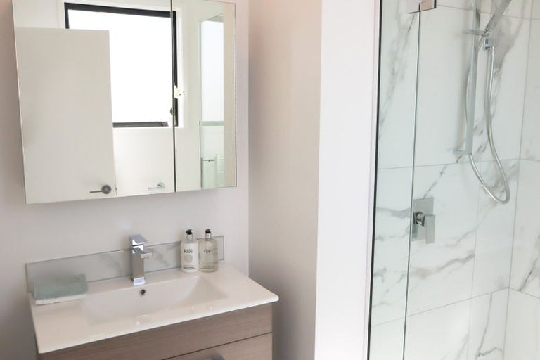 Photo of property in 1 Division Street, Riccarton, Christchurch, 8041