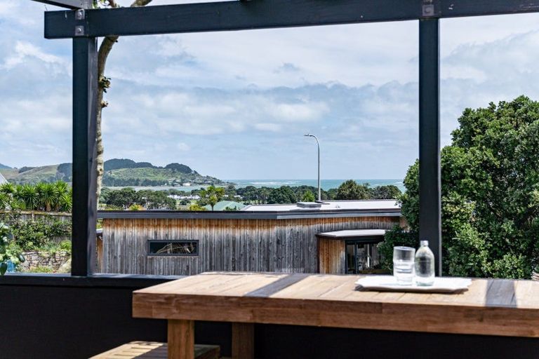 Photo of property in 10c Long Street, Raglan, 3225