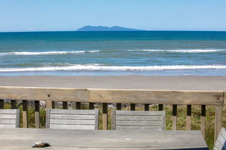 Photo of property in 22 The Loop, Waihi Beach, 3611