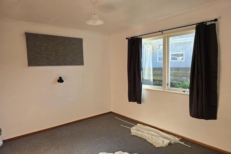 Photo of property in 16 Veronica Avenue, Marewa, Napier, 4110