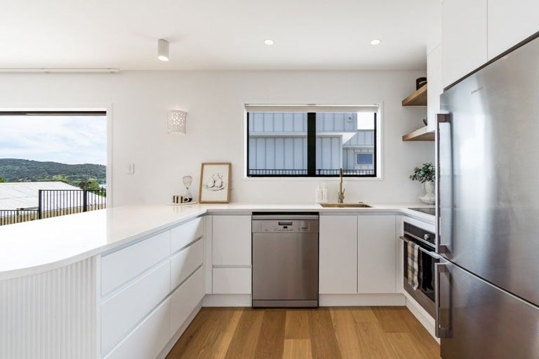 Photo of property in 10c Long Street, Raglan, 3225