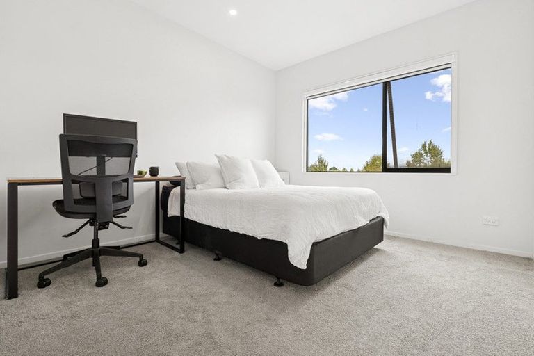 Photo of property in 4/5 Hemopo Street, Pukekohe, 2120