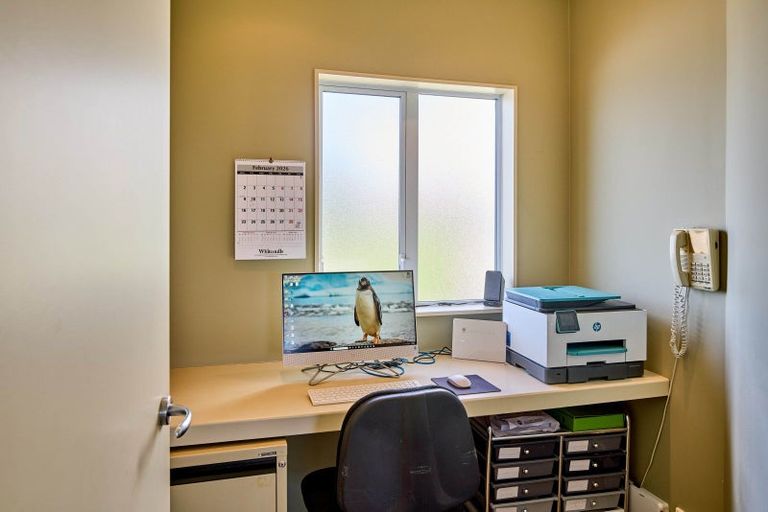 Photo of property in 14 The Crescent, Roseneath, Wellington, 6011