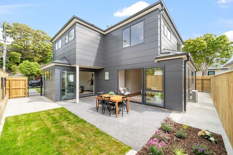 Photo of property in 47a Heretaunga Square, Silverstream, Upper Hutt, 5019
