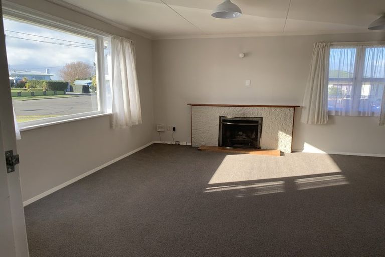Photo of property in 12 Murch Place, Tawhero, Whanganui, 4500