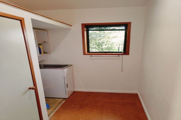 Photo of property in 121 Forest Hill Road, Henderson, Auckland, 0612