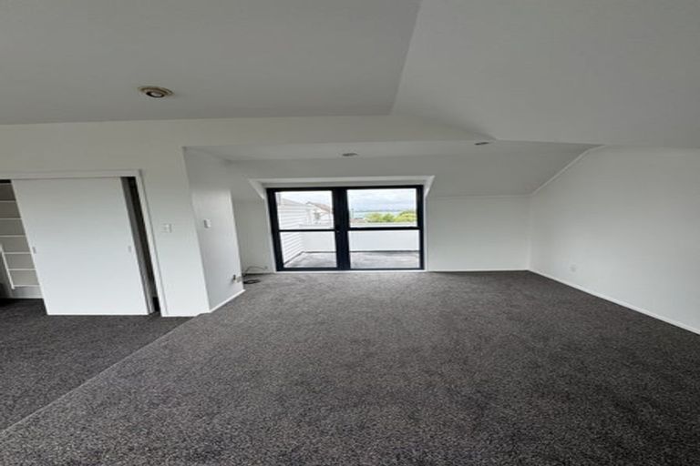 Photo of property in 1/127 Bucklands Beach Road, Bucklands Beach, Auckland, 2012