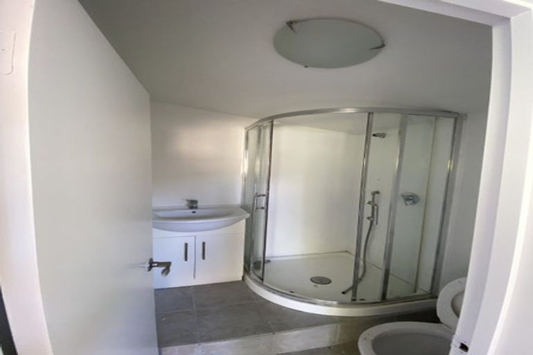 Photo of property in 221/19 Downing Street, Glenfield, Auckland, 0629