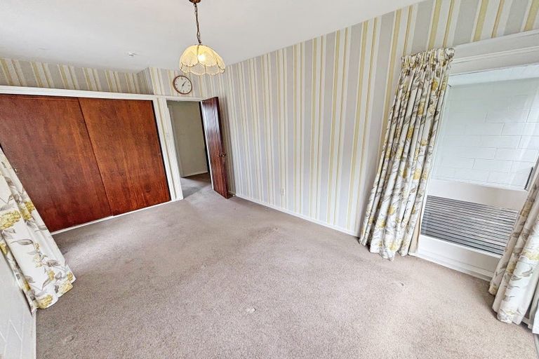 Photo of property in 1/99 Aikmans Road, Merivale, Christchurch, 8014