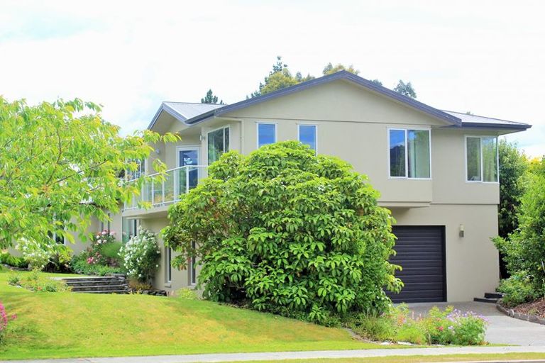 Photo of property in 35 View Street, Manapouri, 9679