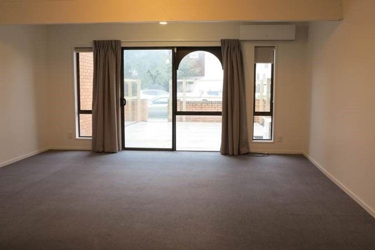 Photo of property in 4/56 Matipo Street, Riccarton, Christchurch, 8041