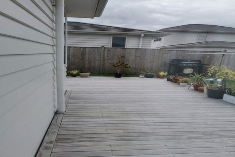 Photo of property in 3 Kanono Road, Takanini, 2110