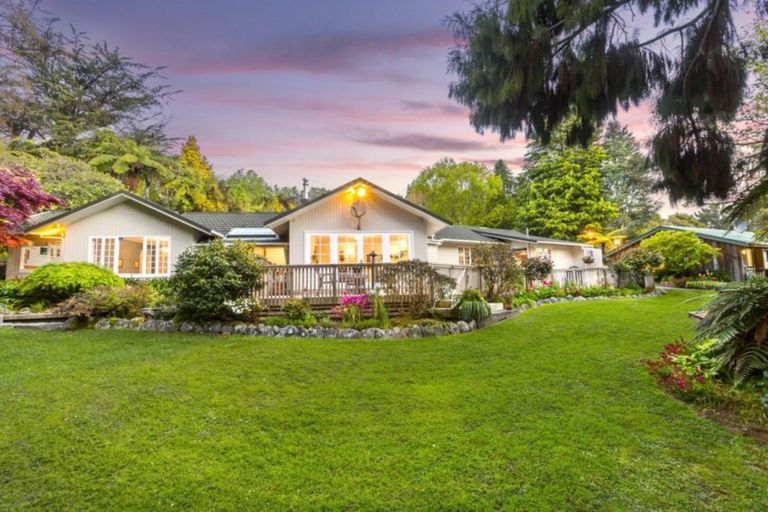 Photo of property in 23 Crest Road, Akatarawa, Upper Hutt, 5372