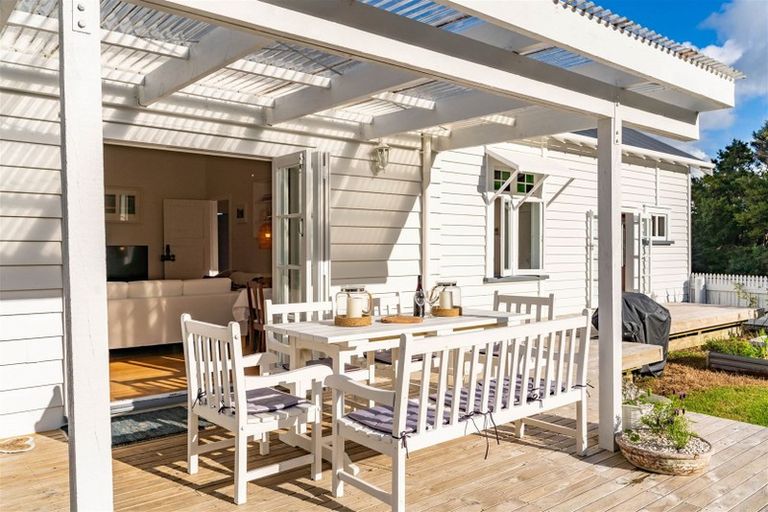 Photo of property in Wainikau, 31 Olive Grove, Mangawhai, 0573