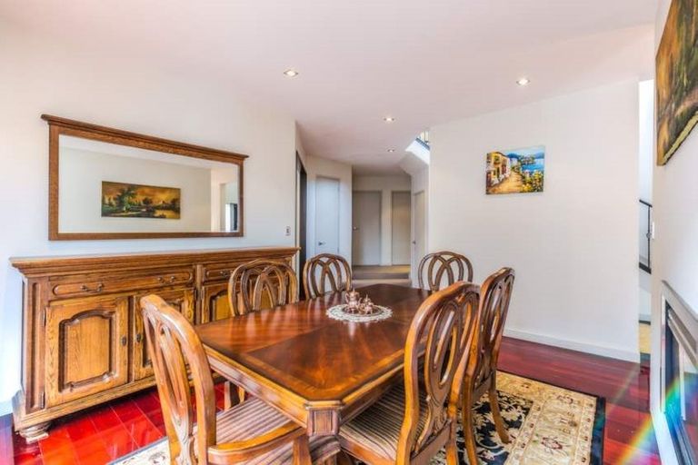 Photo of property in 15 Mana Lane, Pinehill, Auckland, 0632