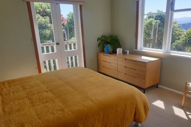 Photo of property in 7 Kingston Heights Road, Kingston, Wellington, 6021