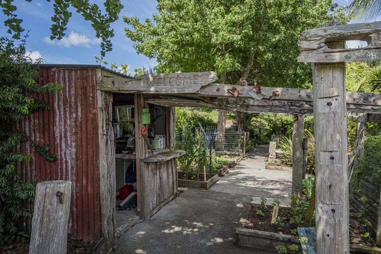 Photo of property in 18 Waro Drive, Hikurangi, 0114