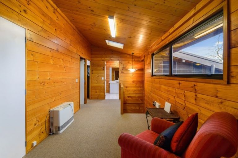 Photo of property in 11 Janet Place, Lynmore, Rotorua, 3010