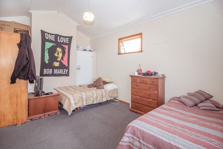 Photo of property in 102 Somme Parade, Aramoho, Whanganui, 4500