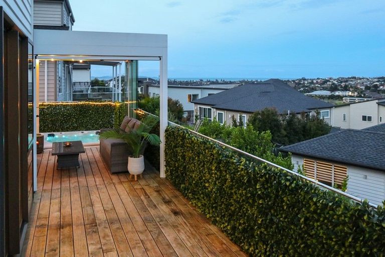 Photo of property in 23 Pioneer Rise, Silverdale, 0932