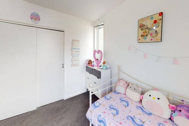 Photo of property in 30 Terry Crescent, Milson, Palmerston North, 4414