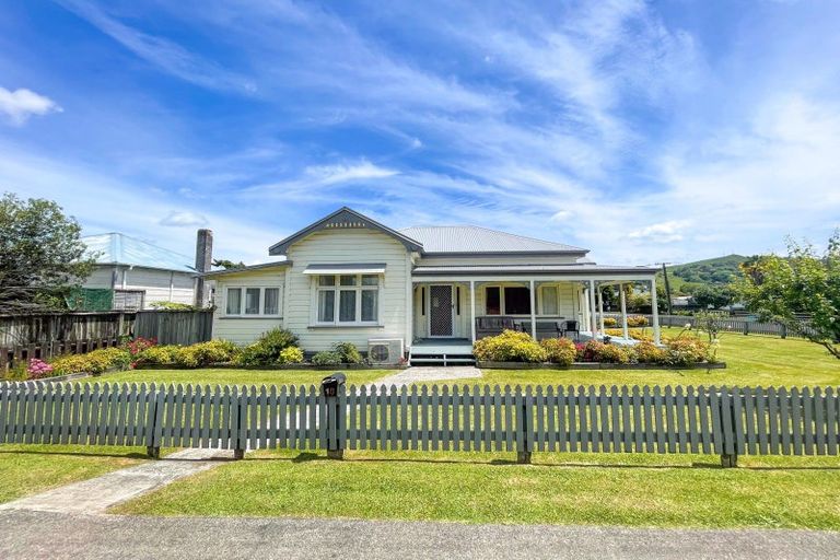 Photo of property in 10 Carroll Street, Te Kuiti, 3910