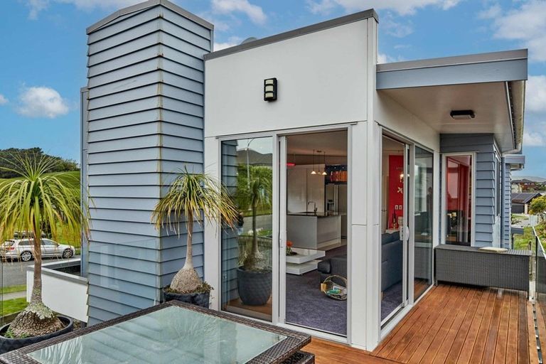 Photo of property in 3 Mo Street, Camborne, Porirua, 5026