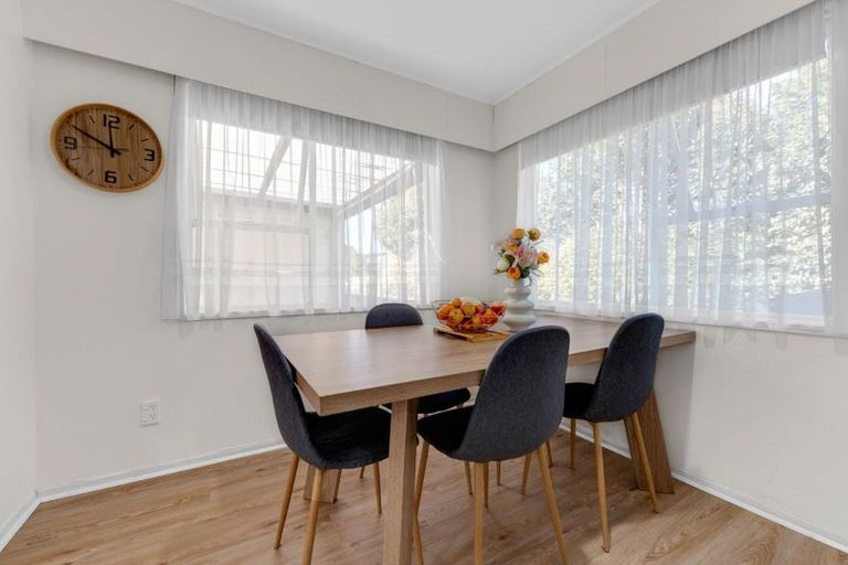 Photo of property in 2/91a Great South Road, Manurewa, Auckland, 2102