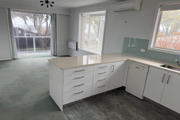 Photo of property in 104 Pendarves Street, New Plymouth, 4310