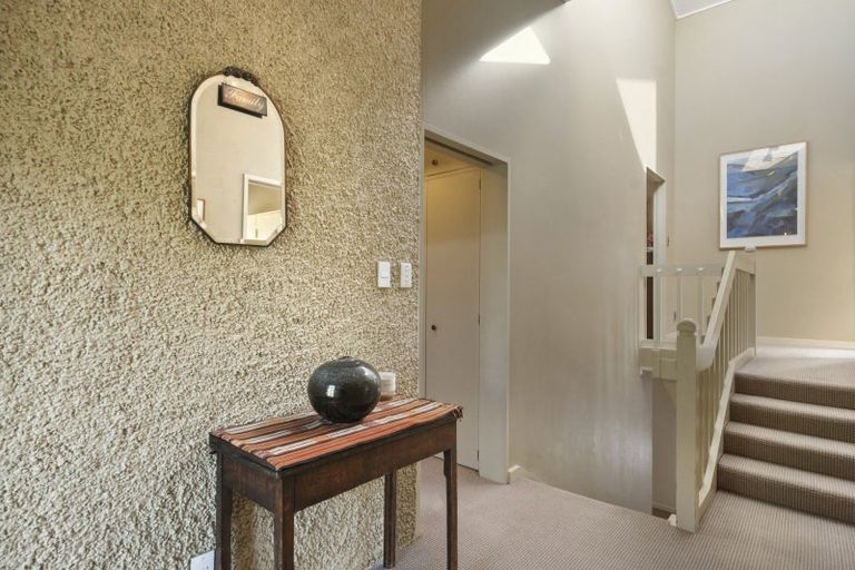 Photo of property in 24 Prestwick Street, Maori Hill, Dunedin, 9010