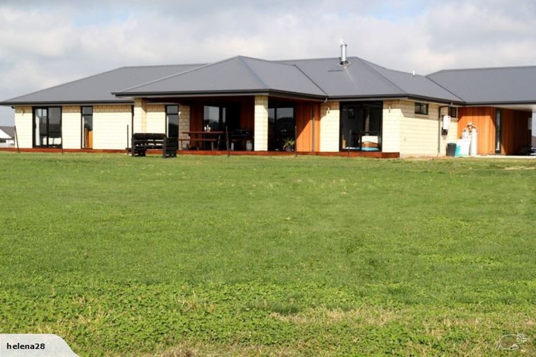 Photo of property in 10 Clover Close, Matangi, Hamilton, 3283