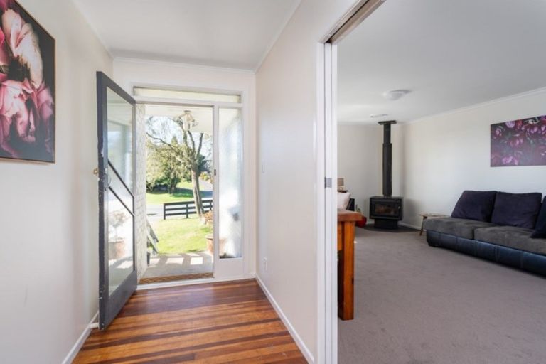 Photo of property in 81 Taupo View Road, Taupo, 3330